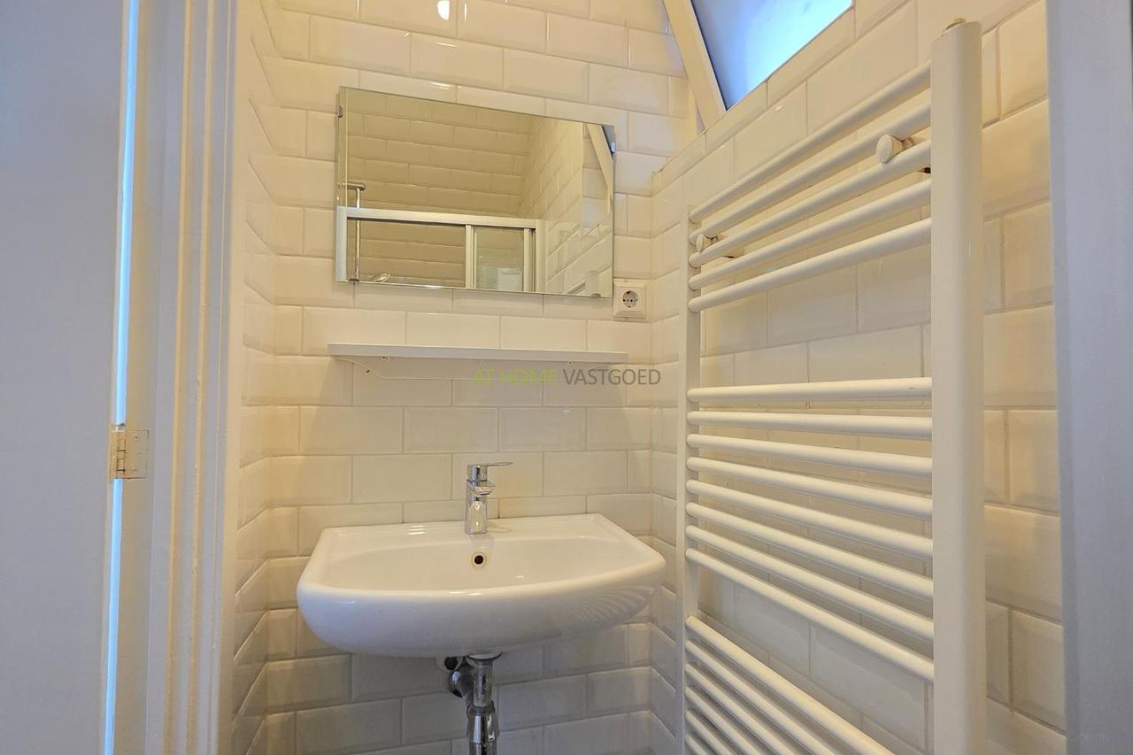 1-bedroom apartment with garden in Oud-Mathenesse - Image 20