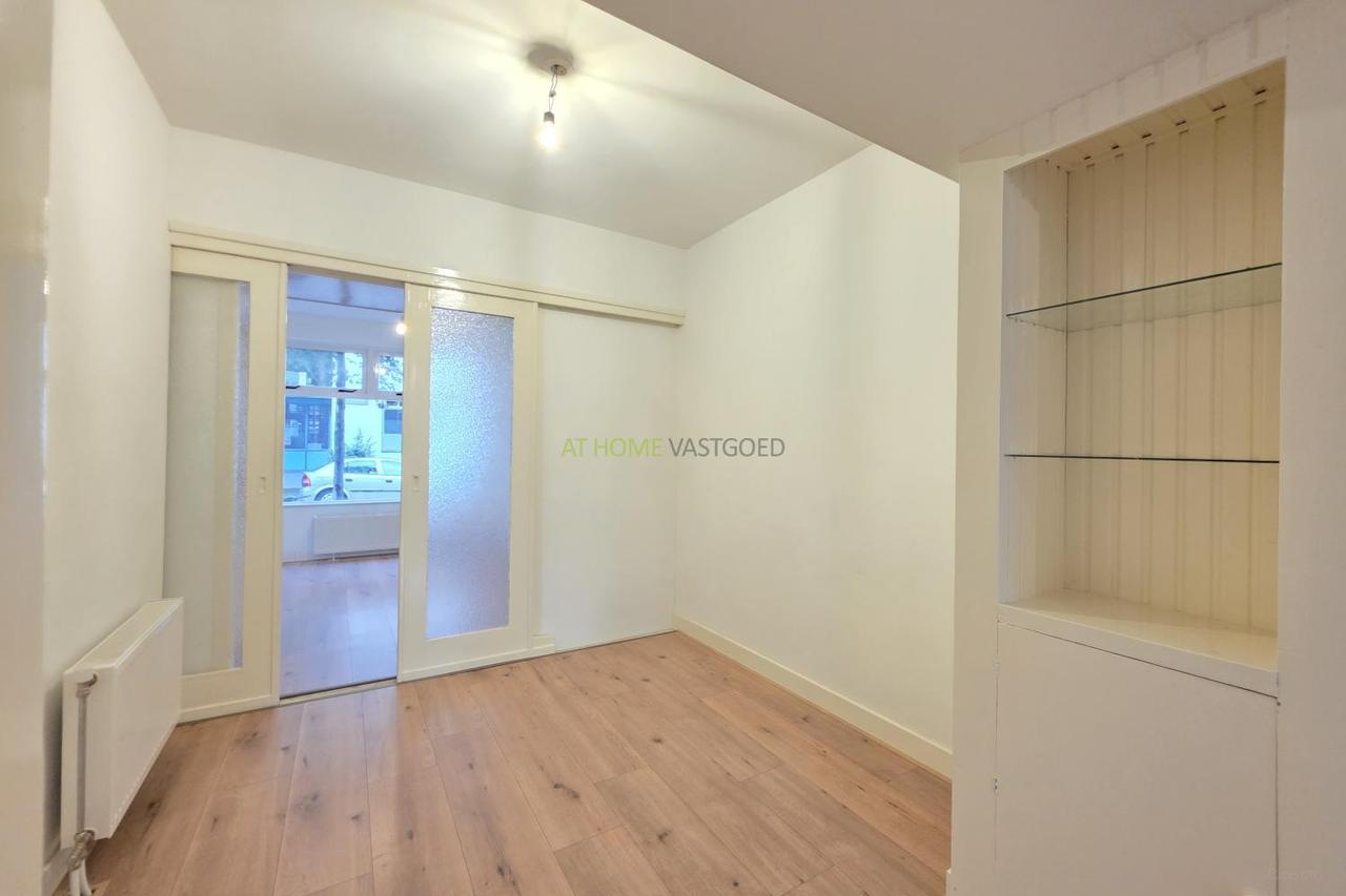 1-bedroom apartment with garden in Oud-Mathenesse - Image 8