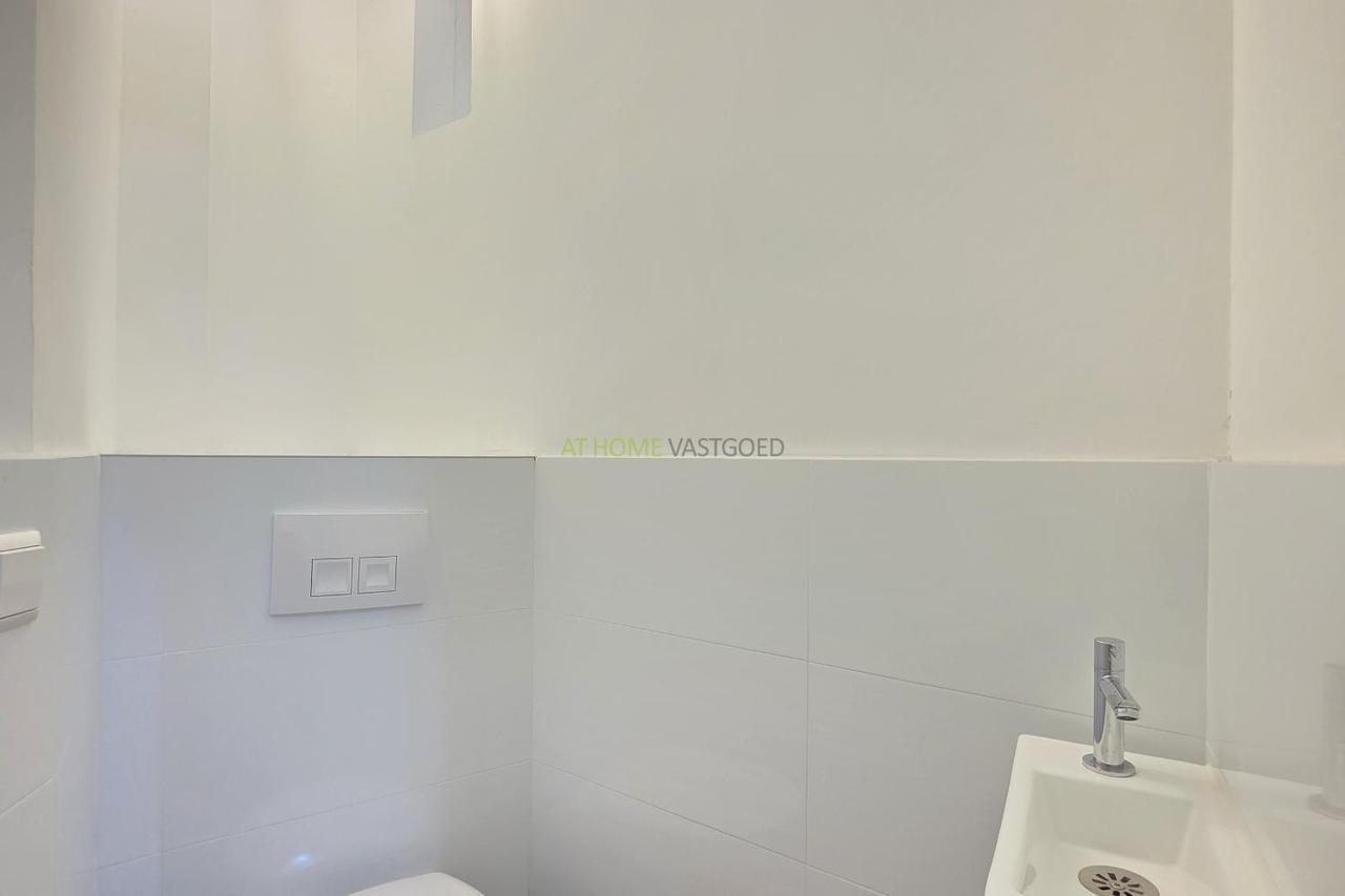 1-bedroom apartment with garden in Oud-Mathenesse - Image 21