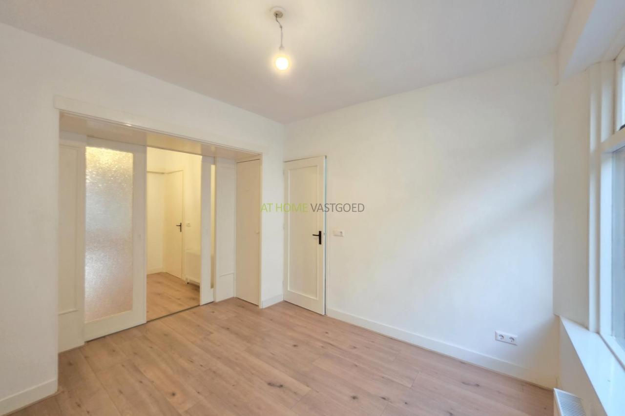 1-bedroom apartment with garden in Oud-Mathenesse - Image 14