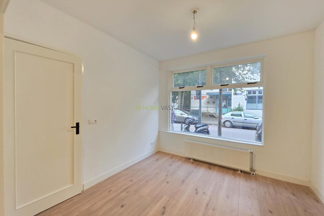 1-bedroom apartment with garden in Oud-Mathenesse - Image 15
