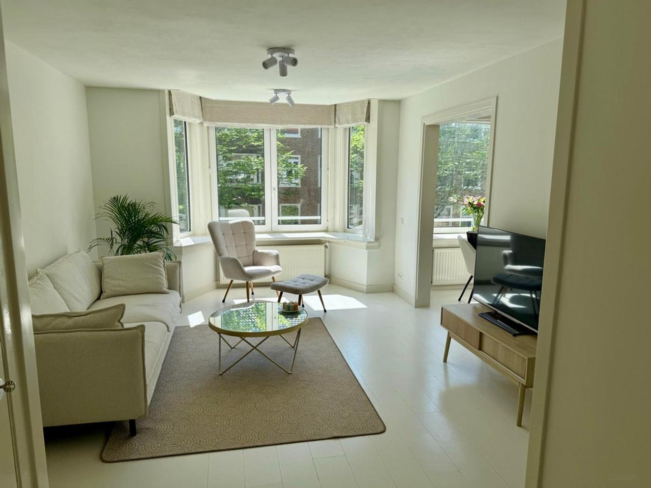 Furnished 2-room apartment near Rembrandtpark - Image 3
