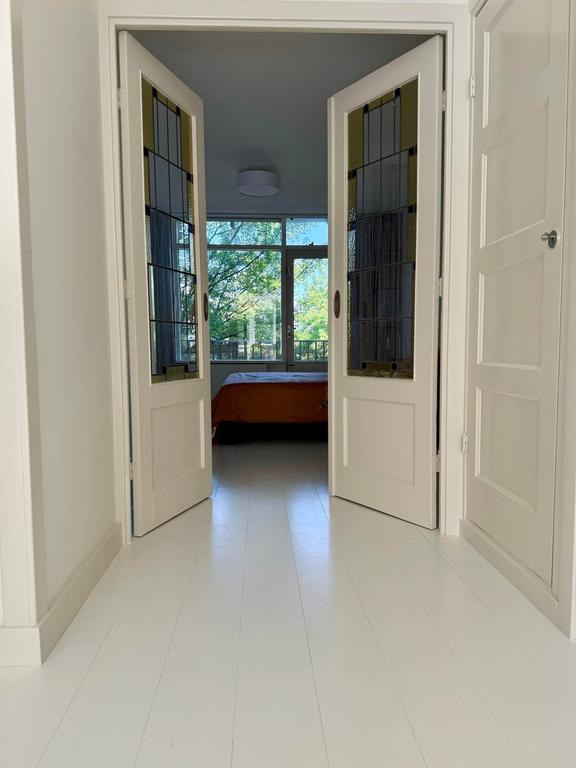Furnished 2-room apartment near Rembrandtpark - Image 11