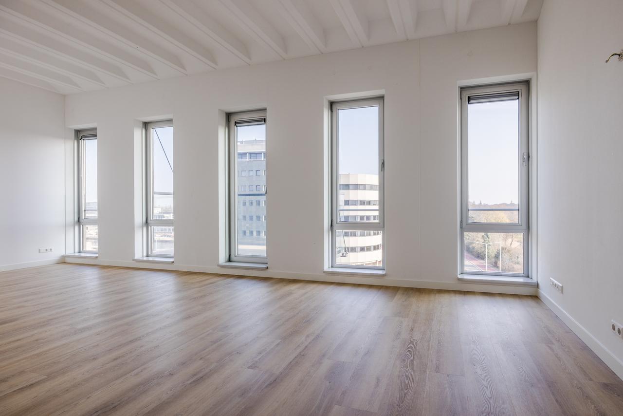 65 m2 appartement met terras en uitzicht - Afbeelding 1