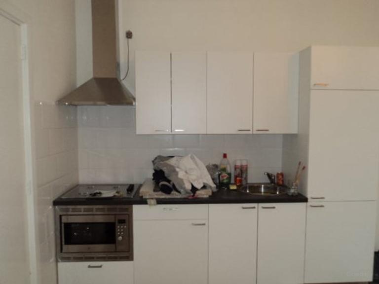 2-kamer appartement vlak bij centrum - Afbeelding 5