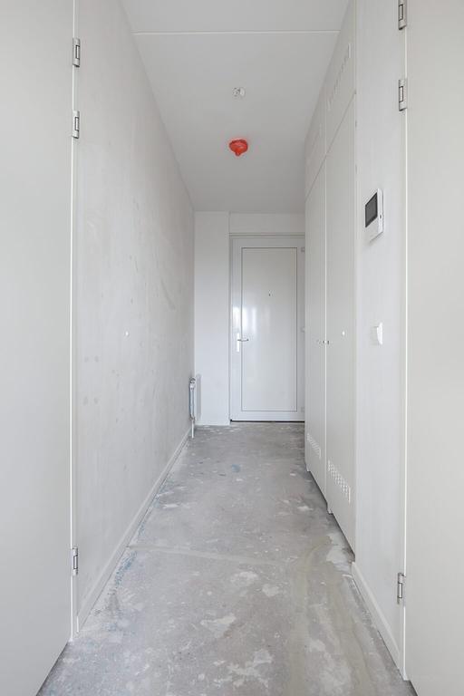 Waterfront Apartment in Transwijk - Image 14