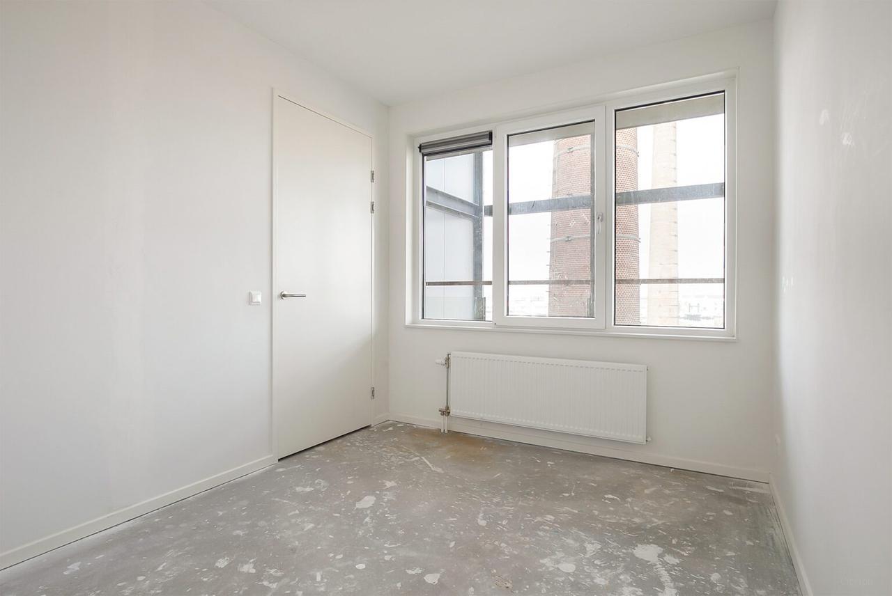 Waterfront Apartment in Transwijk - Image 13