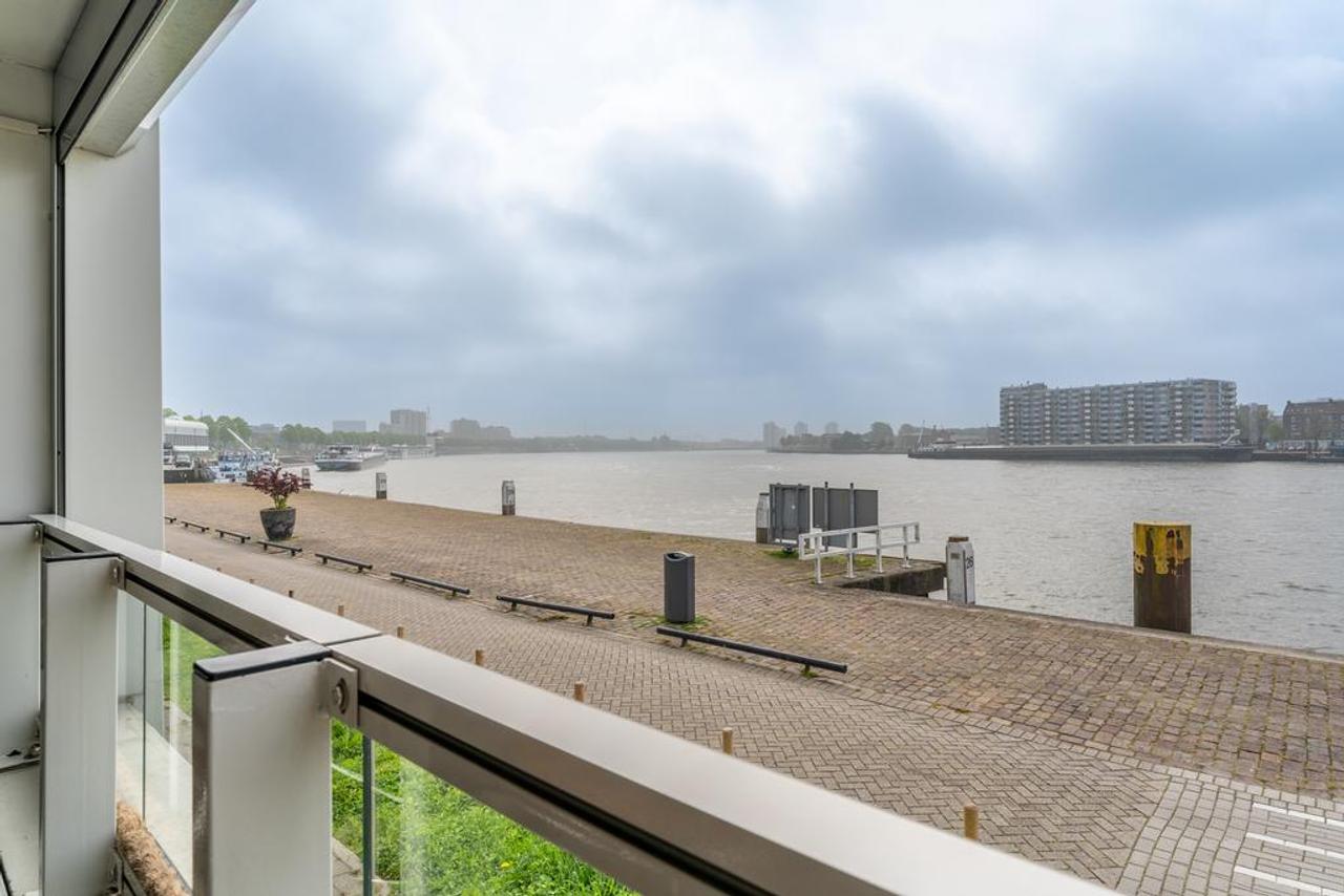 3-room apartment on the Maas with terrace - Image 12