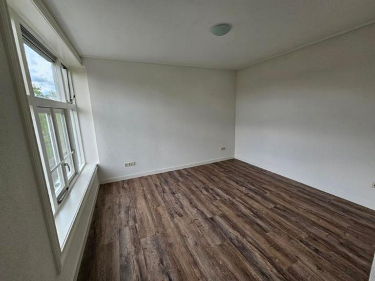 Licht 3-kamerappartement met dakterras - Afbeelding 17
