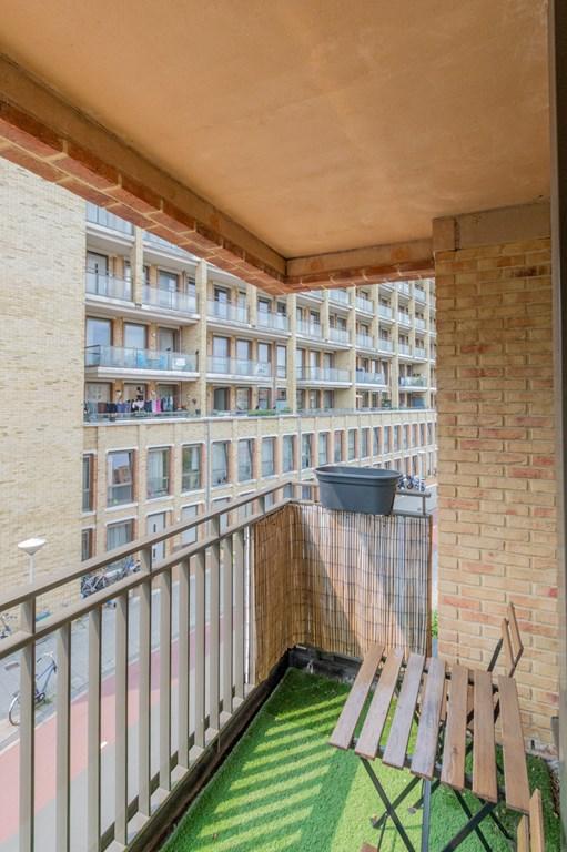 Furnished 1-bedroom apartment with balcony - Image 12