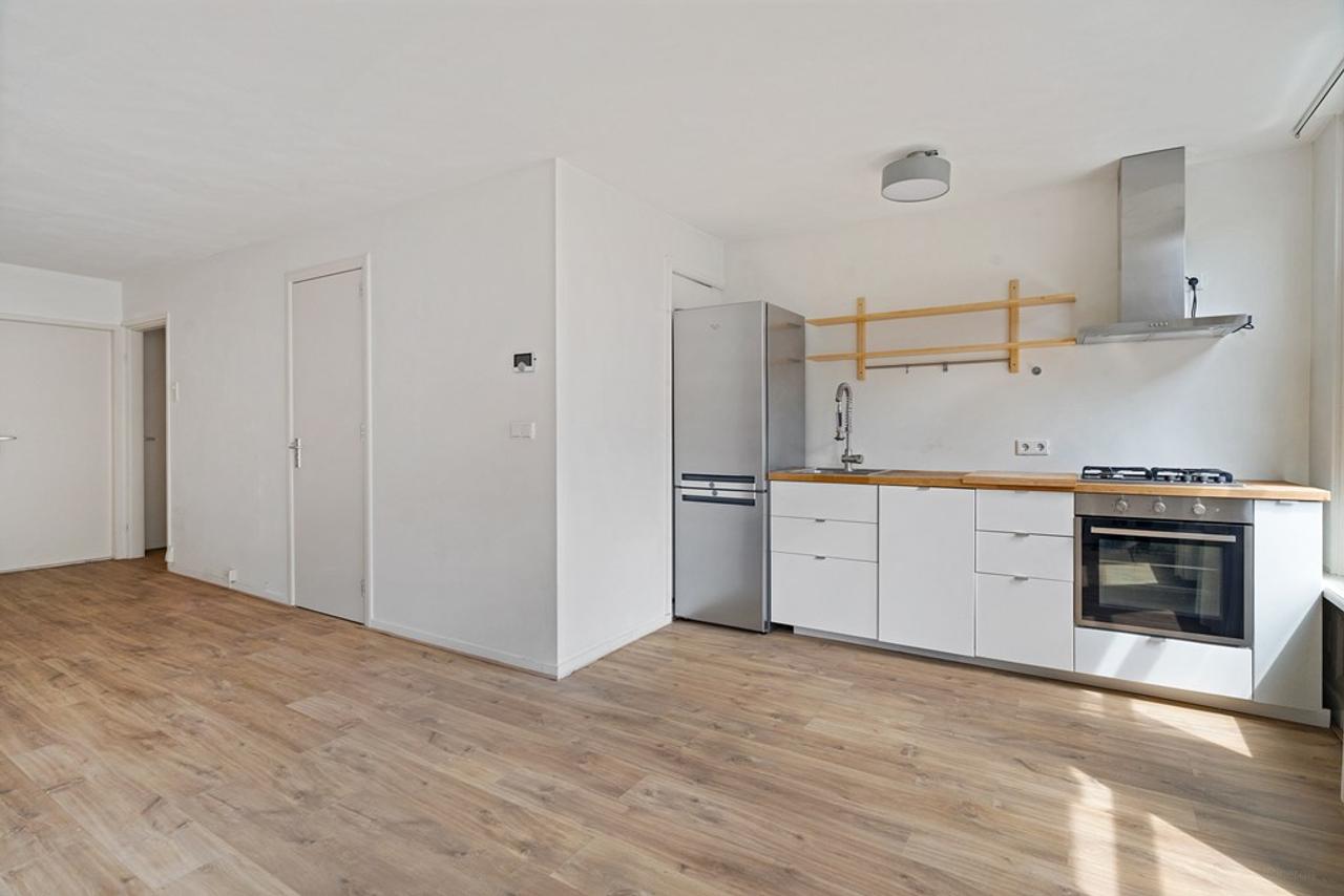 2-bedroom apartment in De Pijp - Image 2