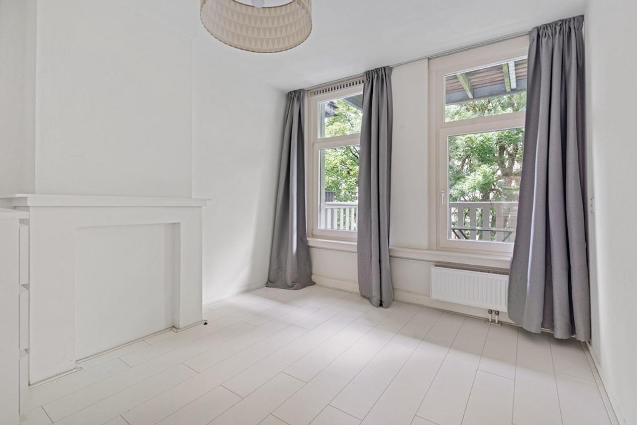 2-bedroom apartment in De Pijp - Image 11