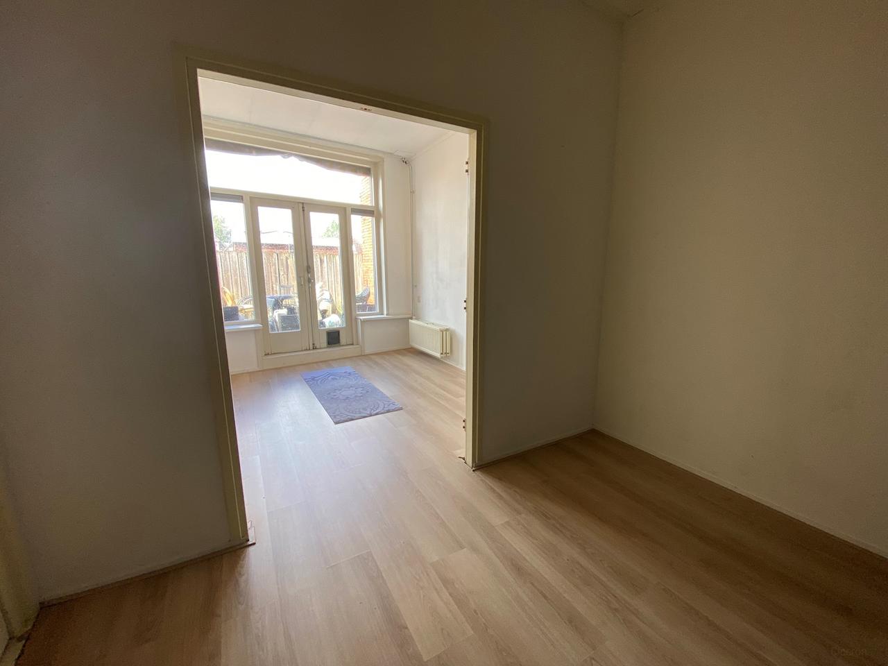 Studentenkamer met terras in Oosterpoort - Afbeelding 4