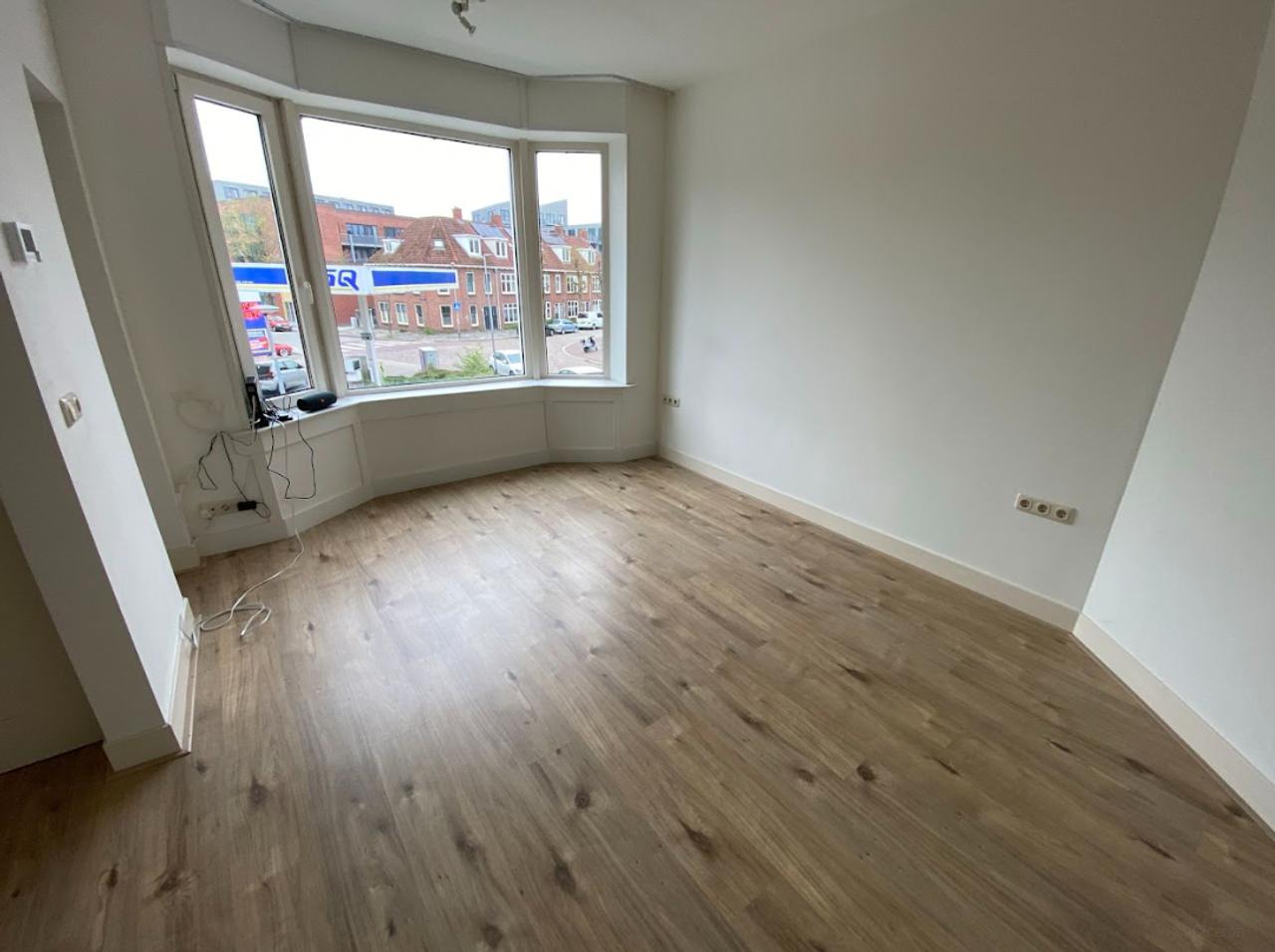 Studio met balkon in Helpman - Afbeelding 3