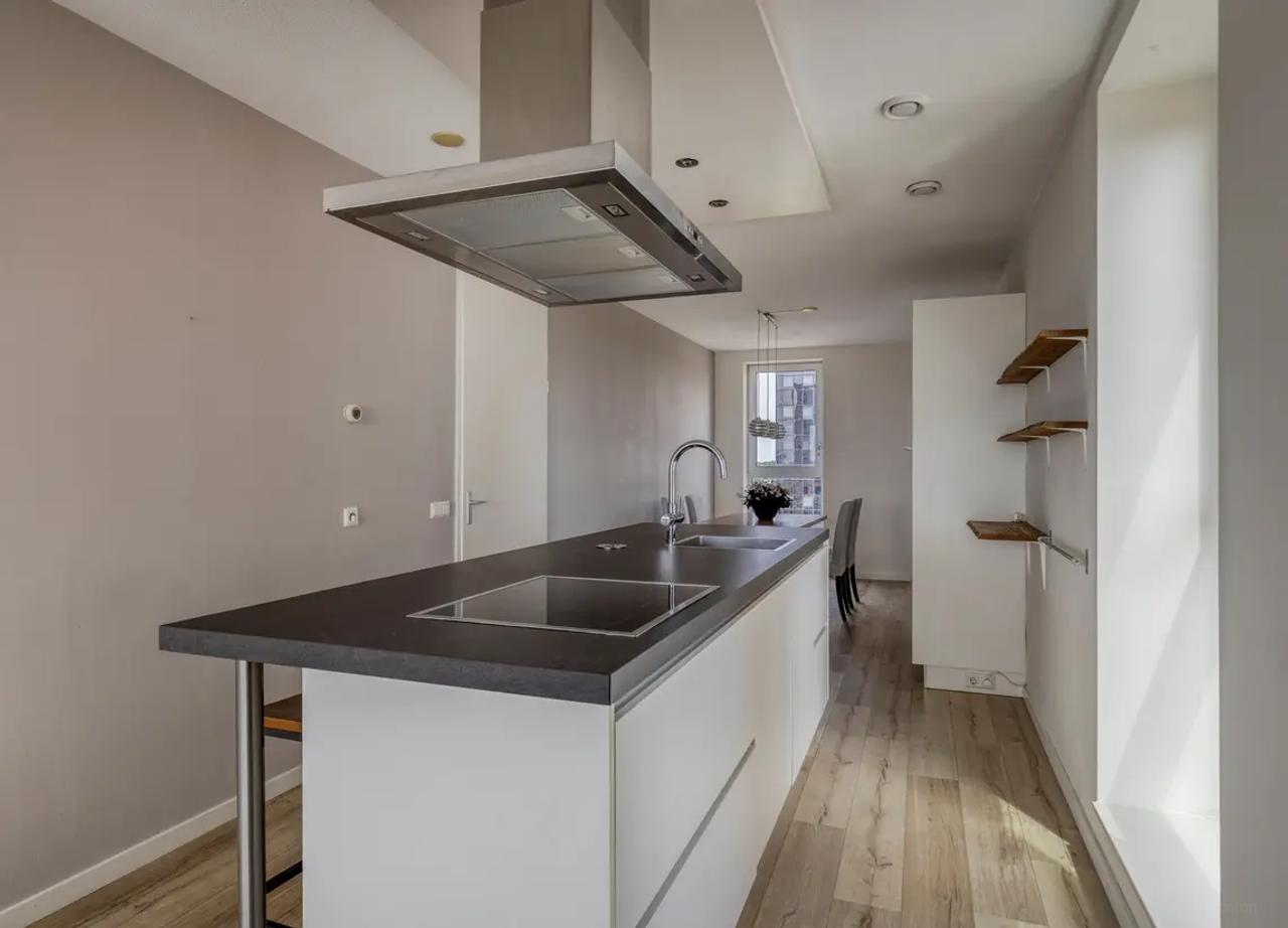 Licht 3-kamerappartement met balkon - Afbeelding 11
