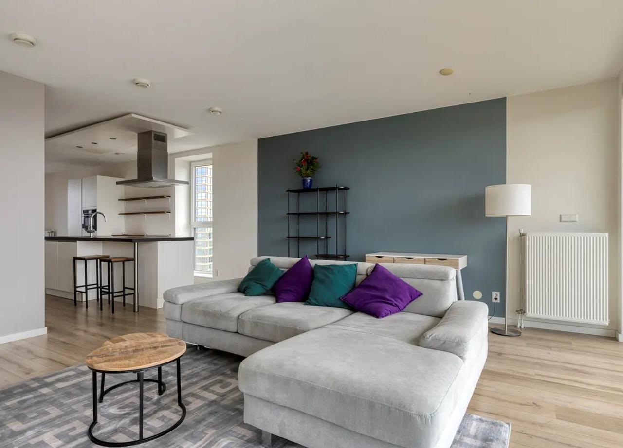 Licht 3-kamerappartement met balkon - Afbeelding 4