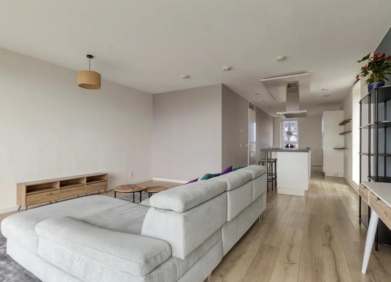 Licht 3-kamerappartement met balkon - Afbeelding 5