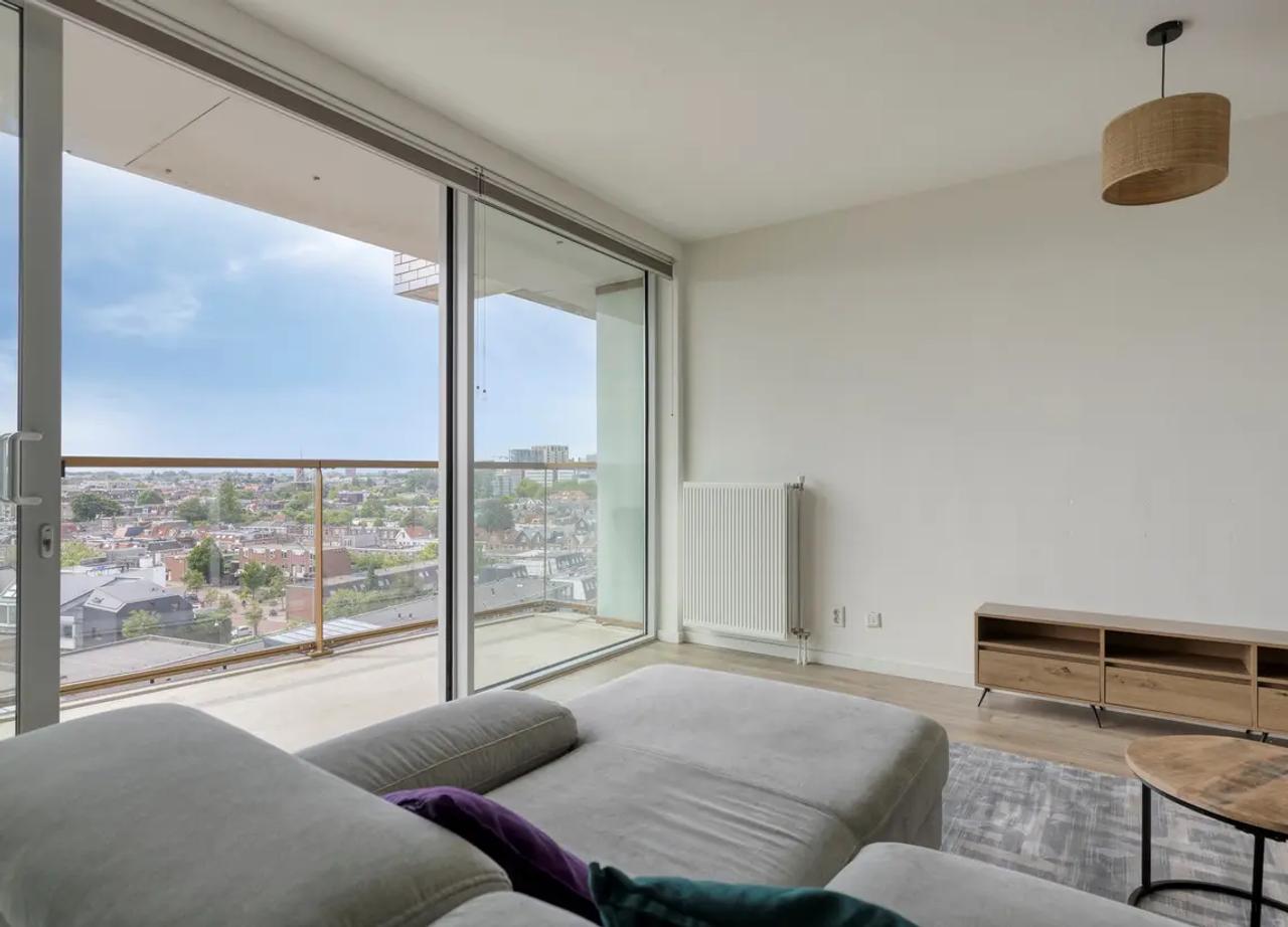 Licht 3-kamerappartement met balkon - Afbeelding 6