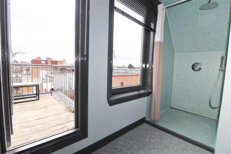 Zonnig appartement met terras - Afbeelding 9