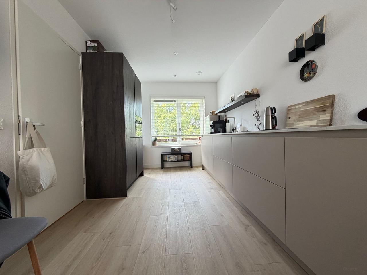 3-kamer appartement met balkon - Afbeelding 7
