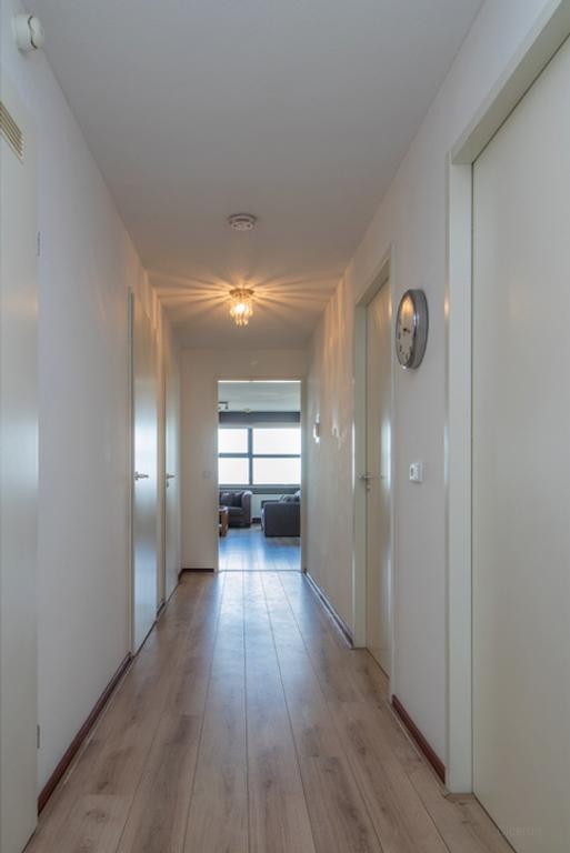 3-kamerappartement met parking op de 20e - Afbeelding 11