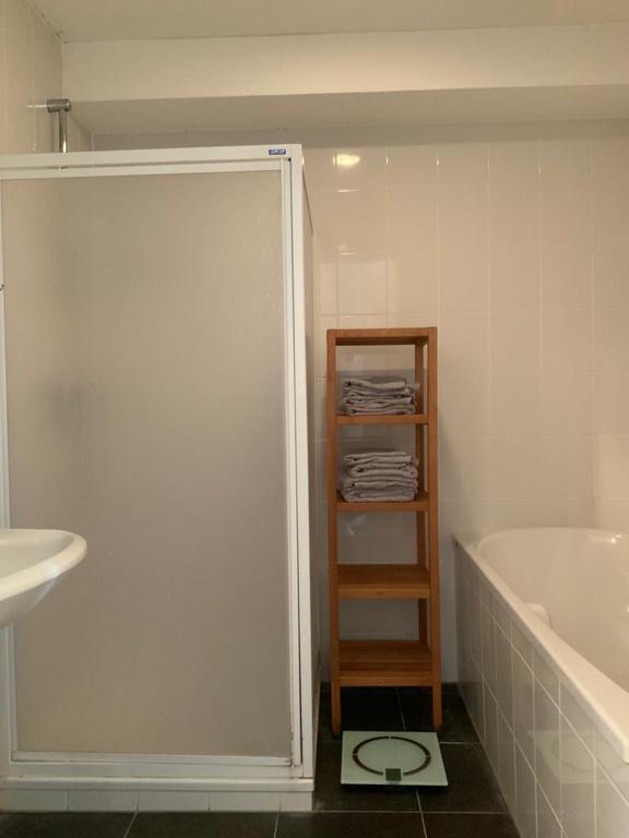 3-kamerappartement met parking op de 20e - Afbeelding 8
