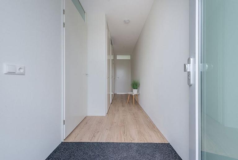 Modern 1-bedroom apartment in Overvecht - Image 4