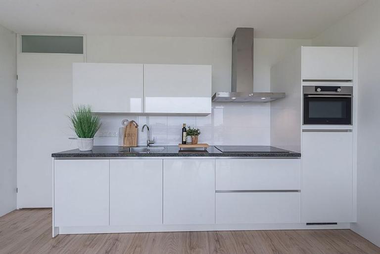 Modern 1-bedroom apartment in Overvecht - Image 8