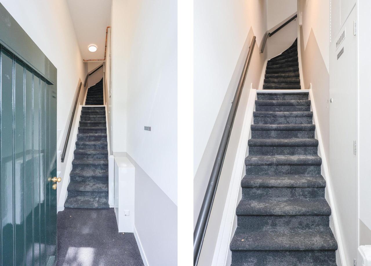 Renovated Apartment on the Amstel River - Image 23