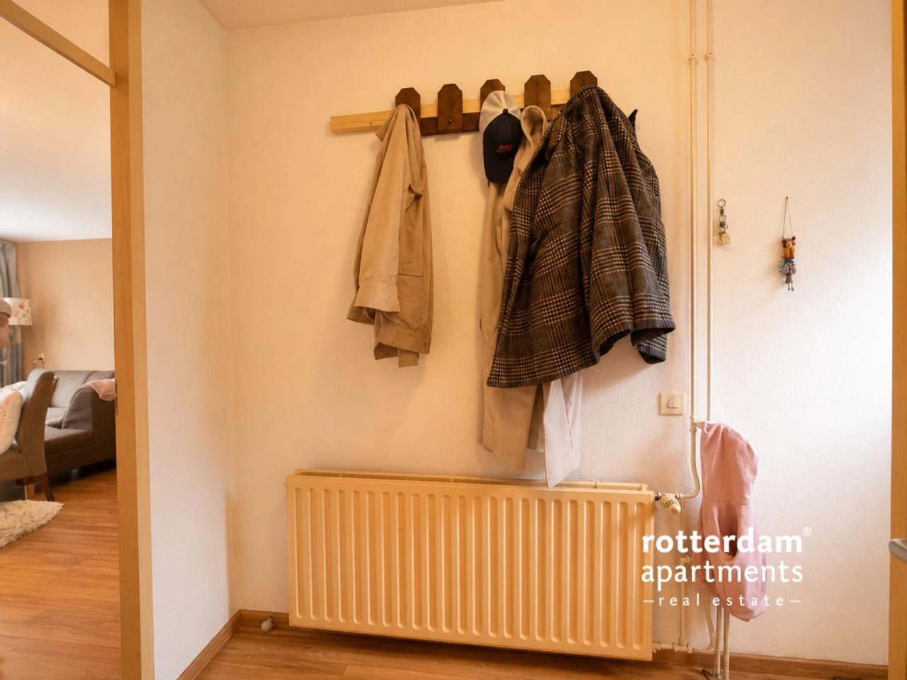 Tussenwoning met 4 slaapkamers en tuin - Afbeelding 17
