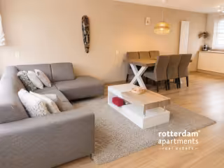 Tussenwoning met 4 slaapkamers en tuin