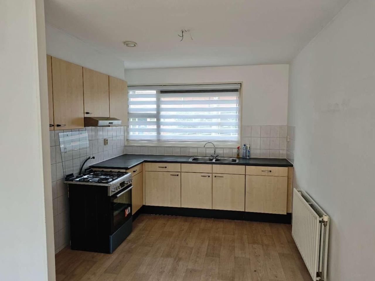 4-slaapkamer huis met tuin - Afbeelding 2