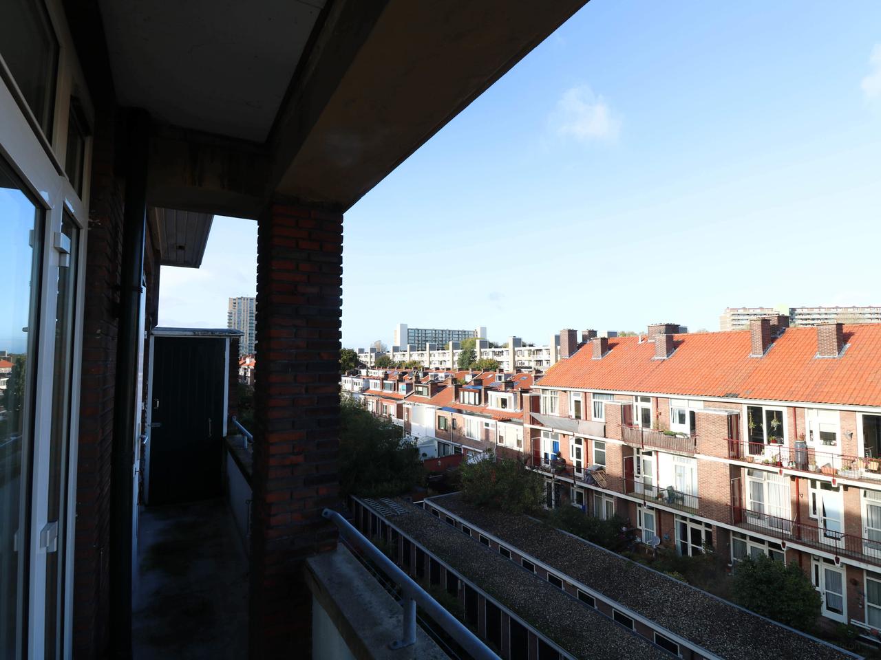 Gerenoveerd 3-kamerappartement met balkon - Afbeelding 9