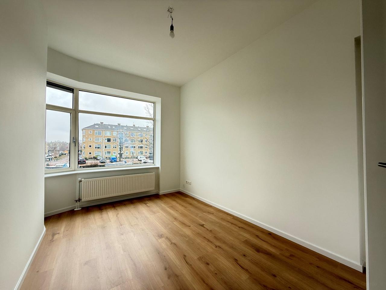 Renovated 3-room corner apartment in Leyenburg - Image 8