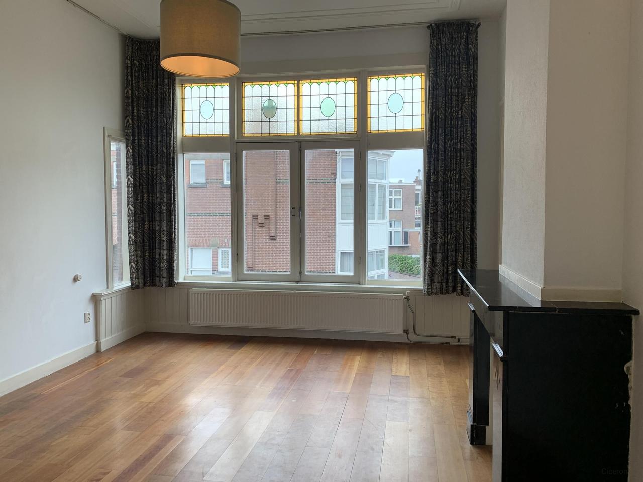 110 m² appartement met 4 slaapkamers - Afbeelding 17