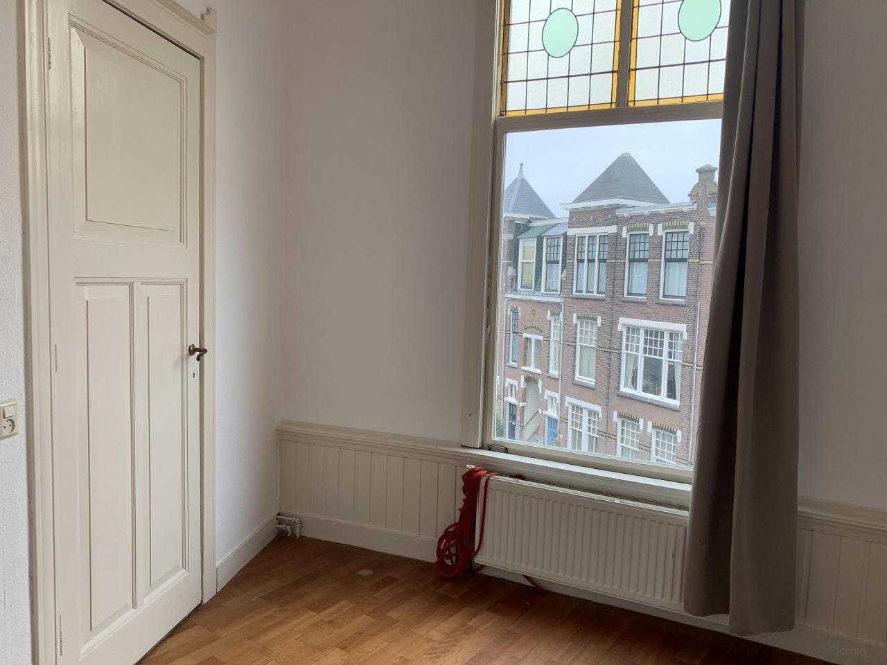 110 m² appartement met 4 slaapkamers - Afbeelding 23