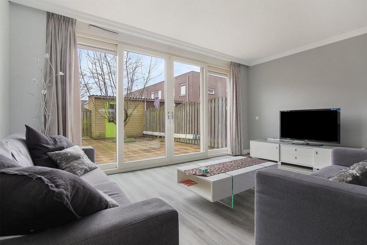 4-Bedroom House with Garden in Wateringse Veld - Image 1