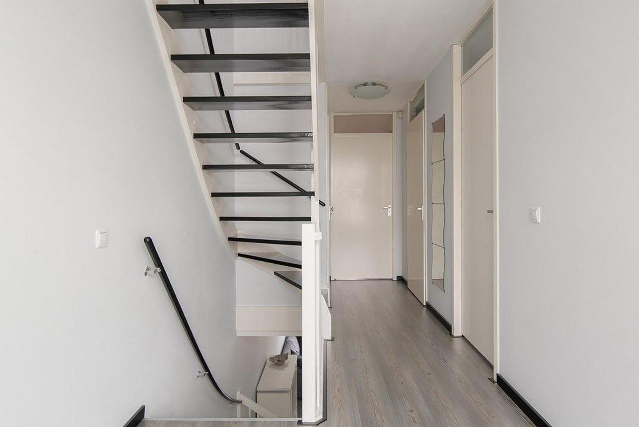 4-Bedroom House with Garden in Wateringse Veld - Image 11