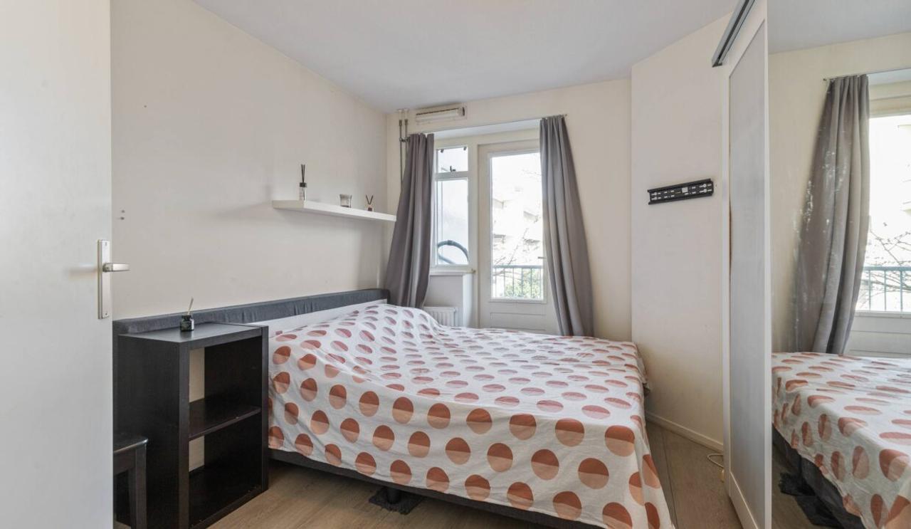 Bright 1-bedroom apartment with balcony - Image 14