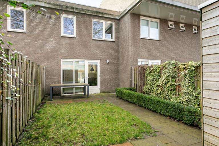 3-bedroom house with garden in Sint-Anna - Image 2