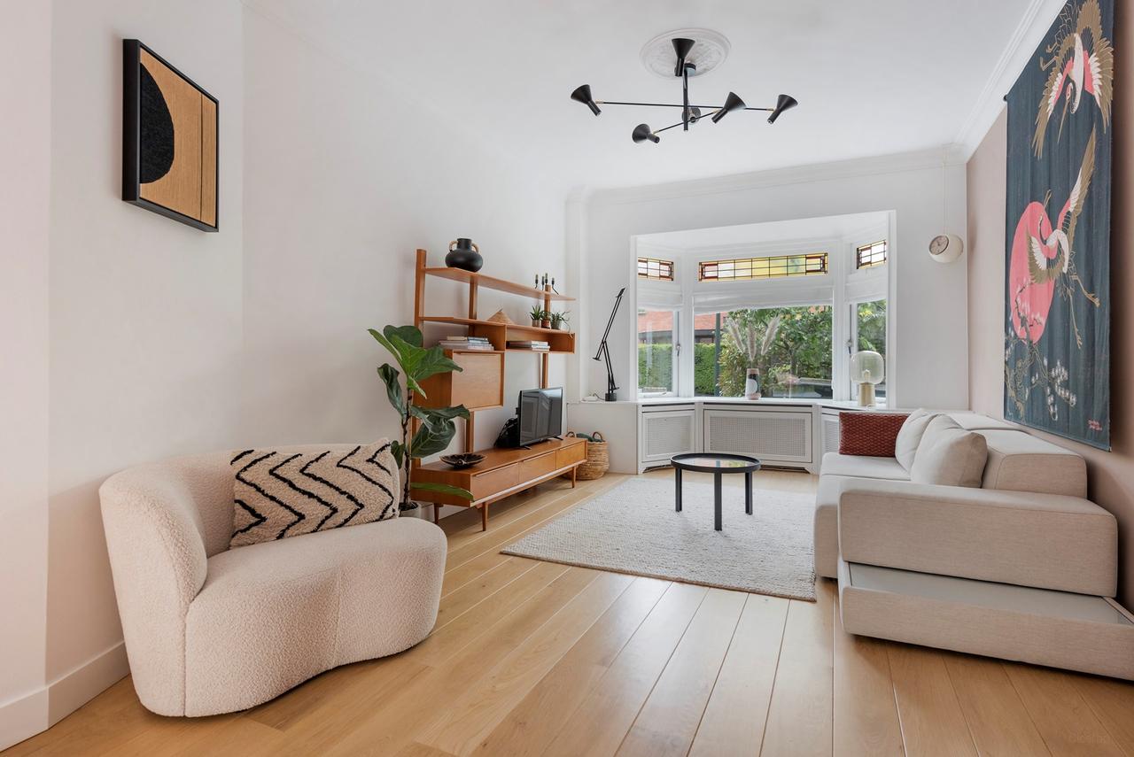 Jaren 30 huis met 6 slaapkamers en tuin - Afbeelding 8