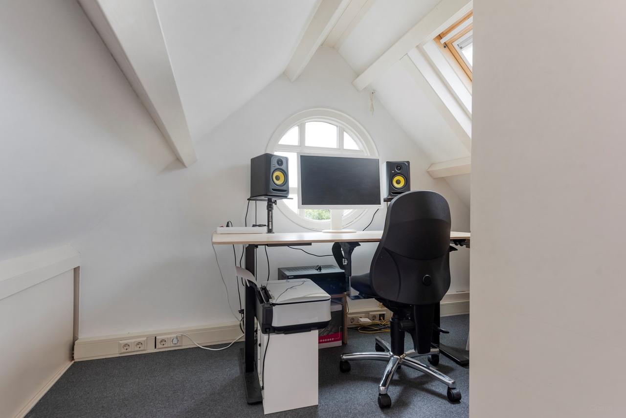 Jaren 30 huis met 6 slaapkamers en tuin - Afbeelding 25