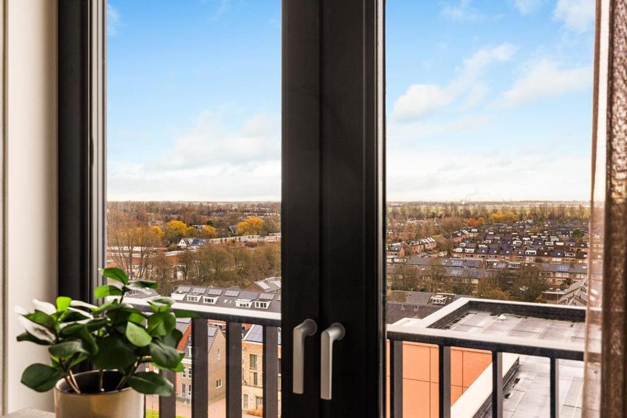 Gemeubileerd appartement met uitzicht - Afbeelding 2