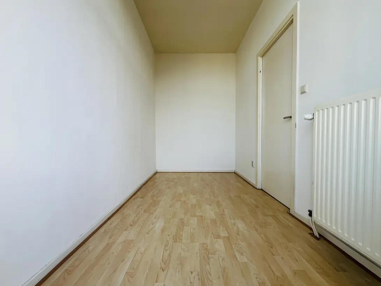 2-kamer appartement met balkon - Afbeelding 4