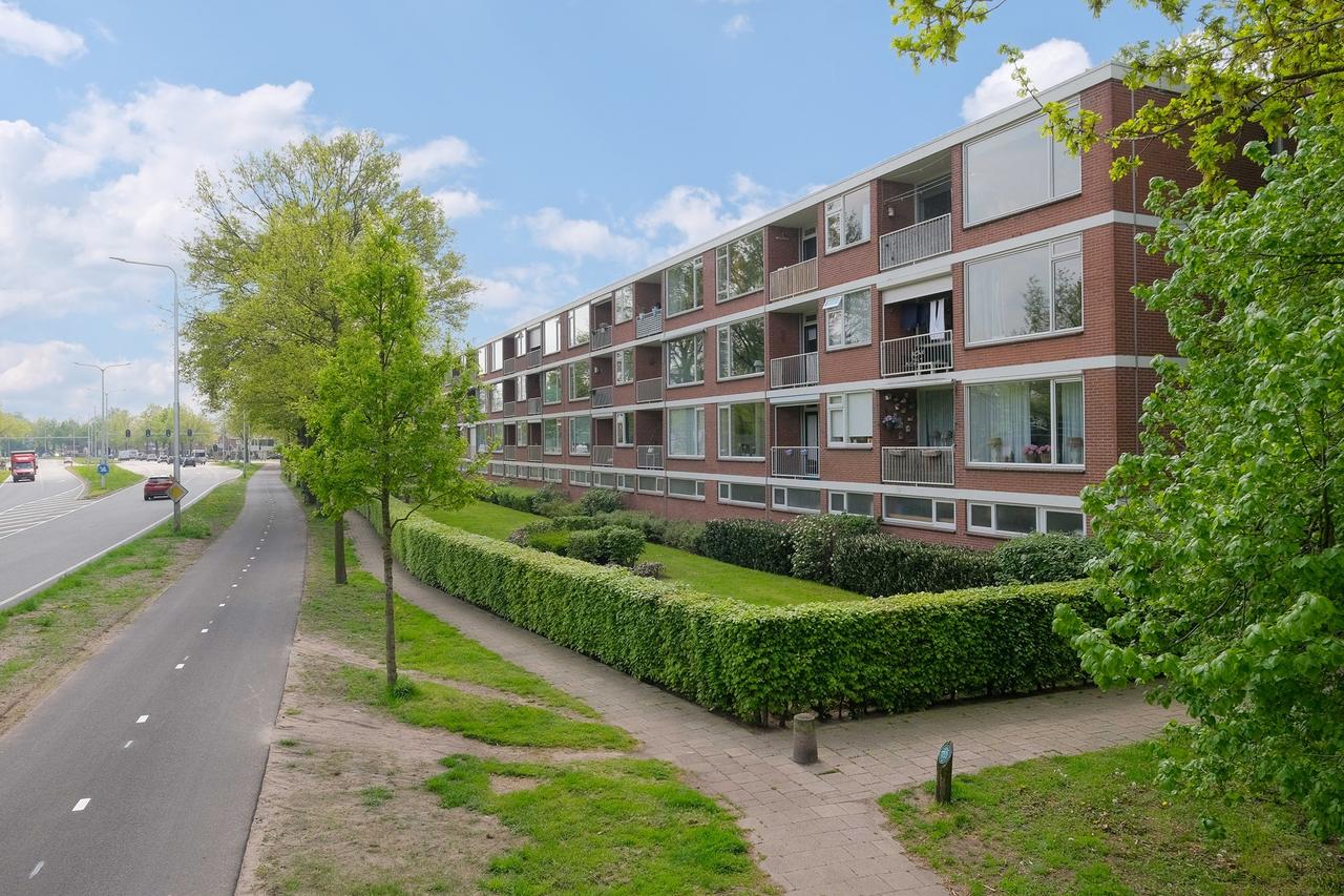 3-kamerappartement met dubbel balkon - Afbeelding 1