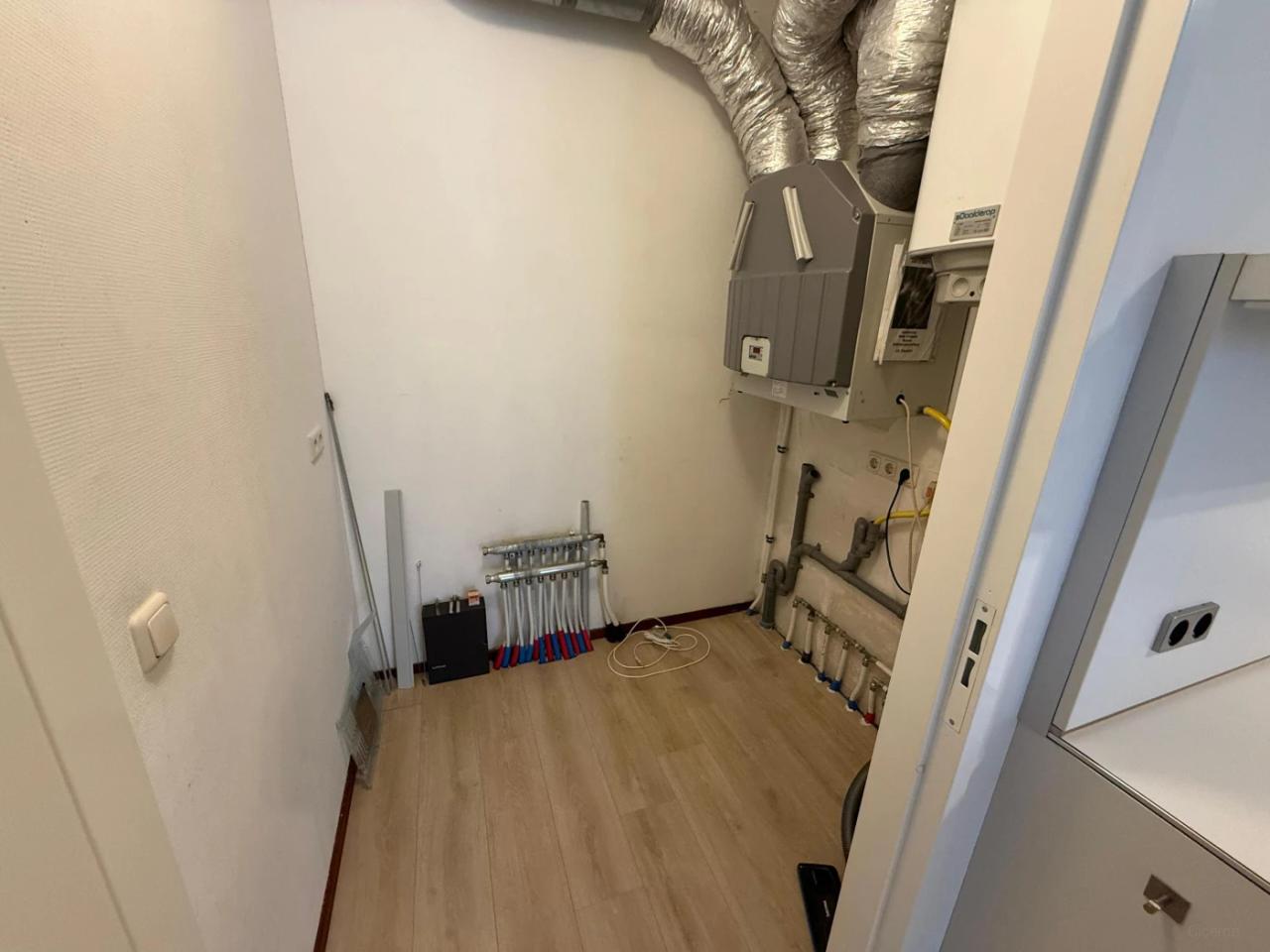 Bright 3-room apartment in Céramique with garage - Image 15