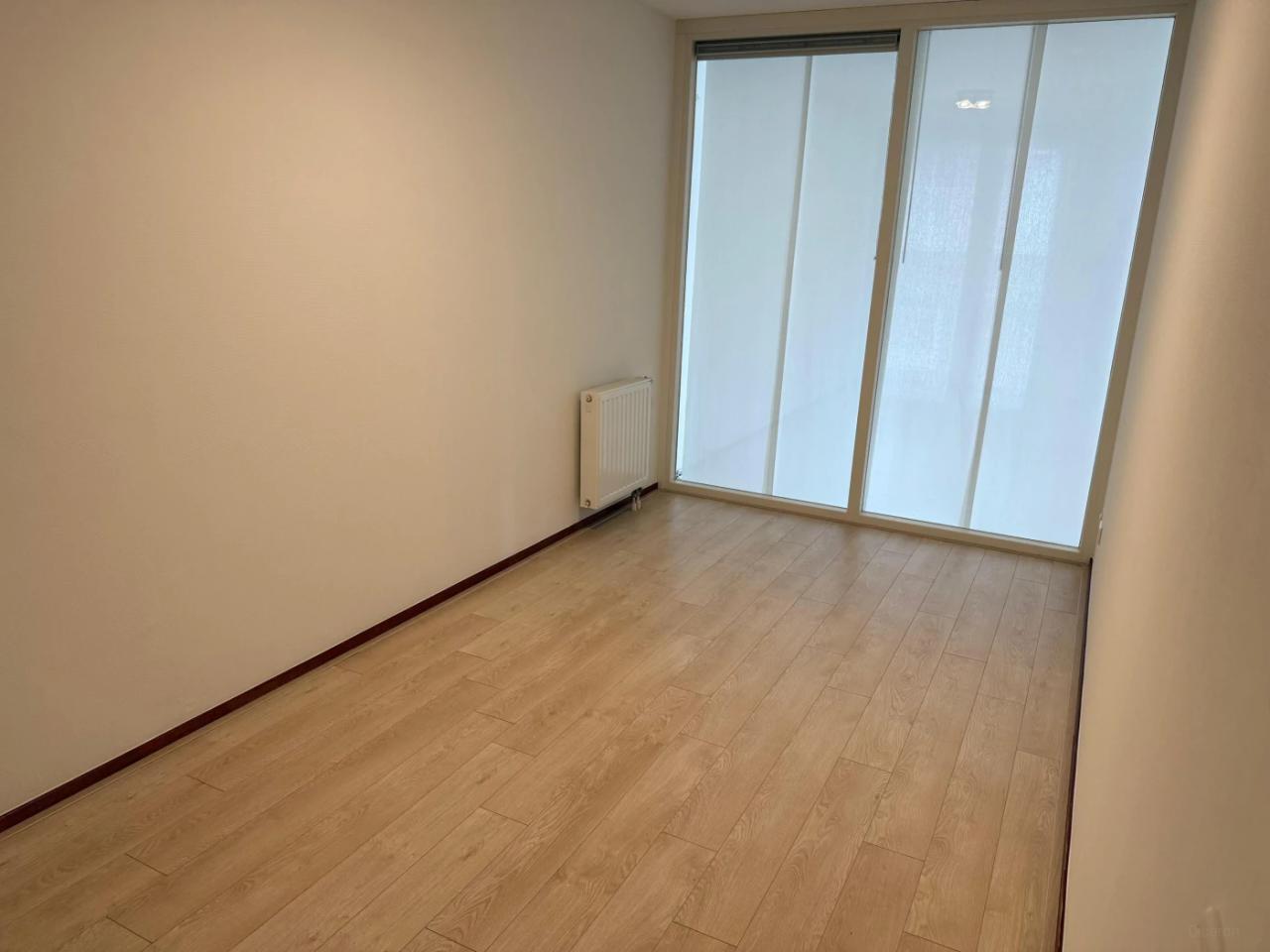 Bright 3-room apartment in Céramique with garage - Image 11