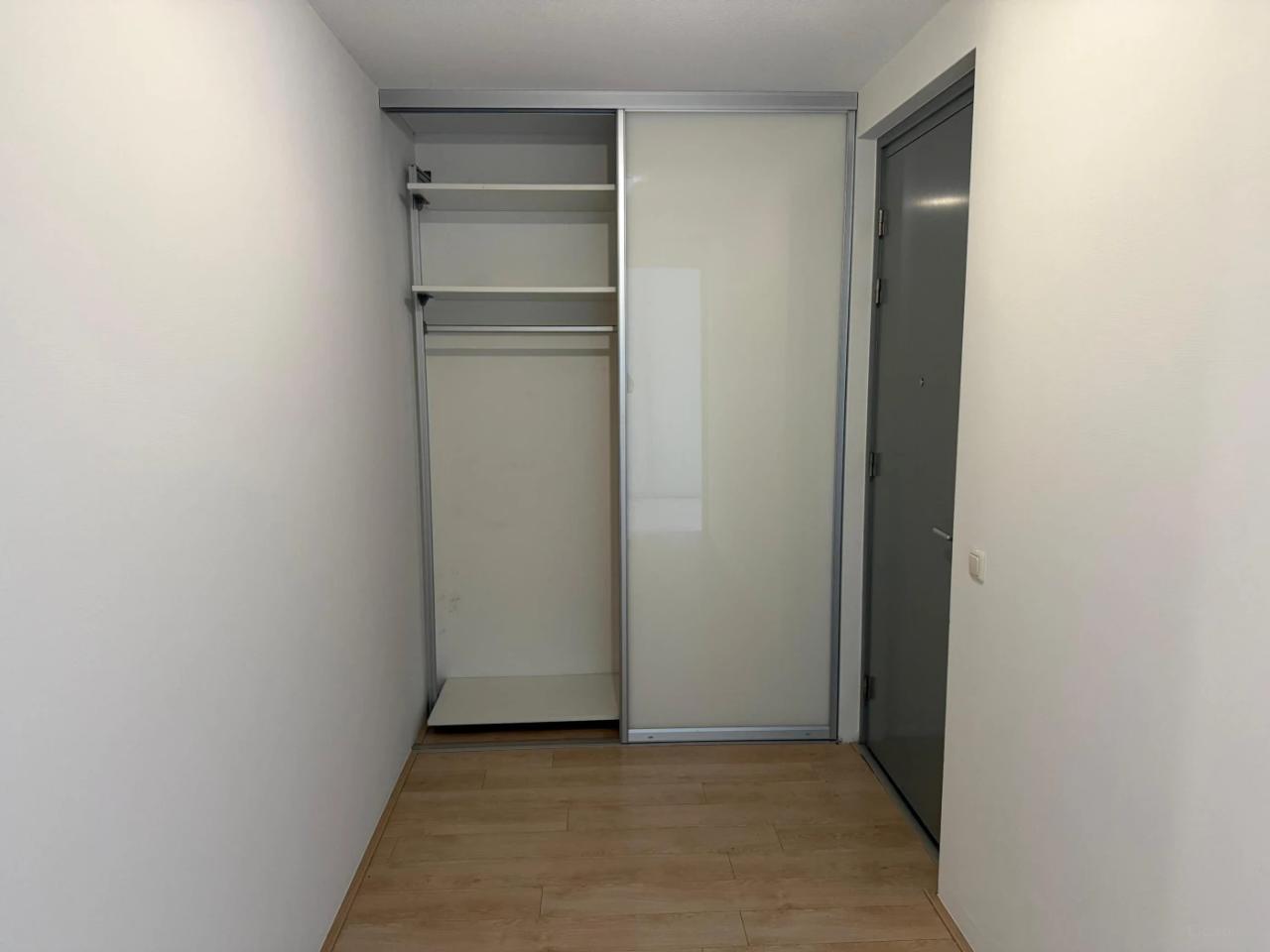 Bright 3-room apartment in Céramique with garage - Image 17