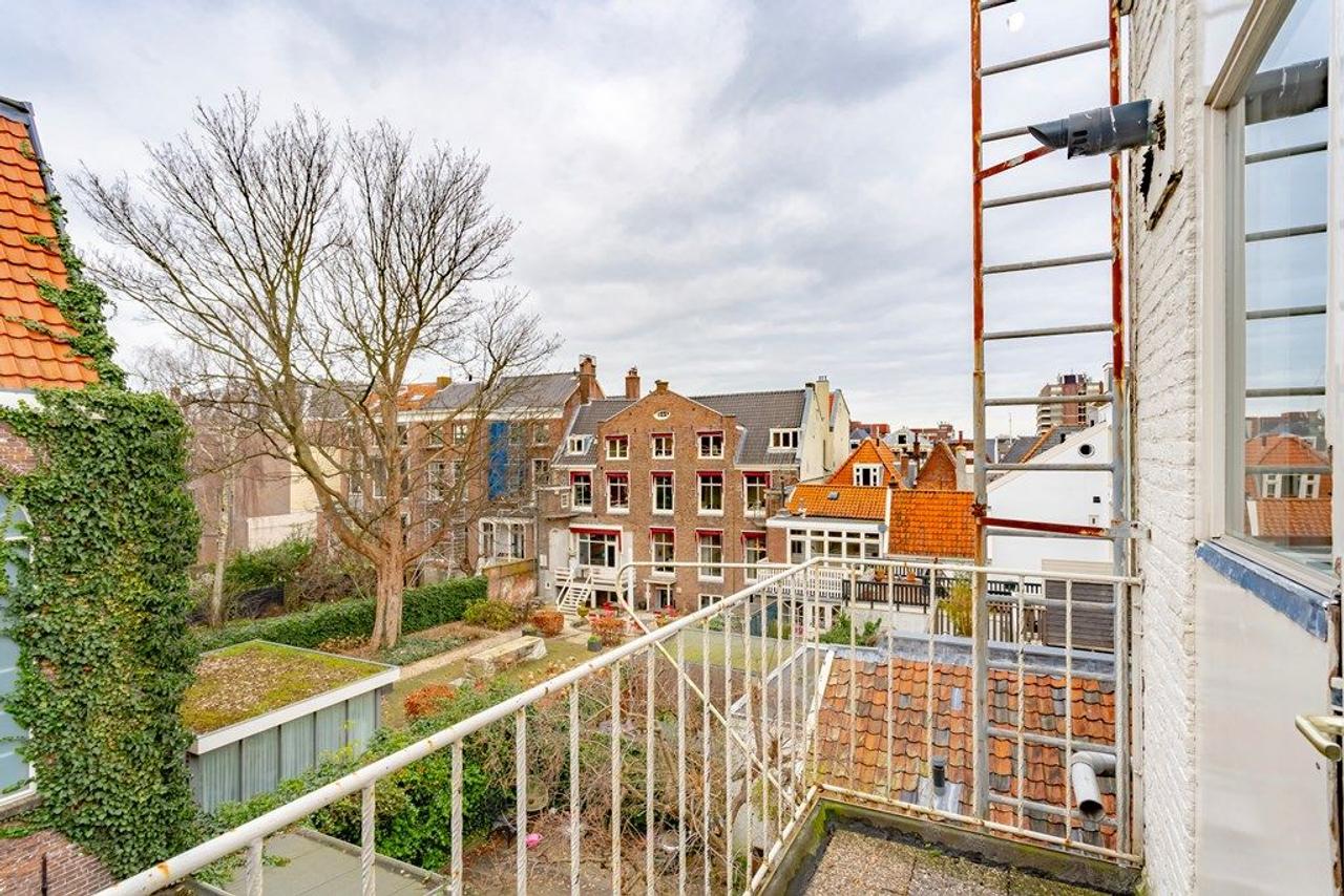 Bright Apartment in the Heart of Haarlem - Image 17