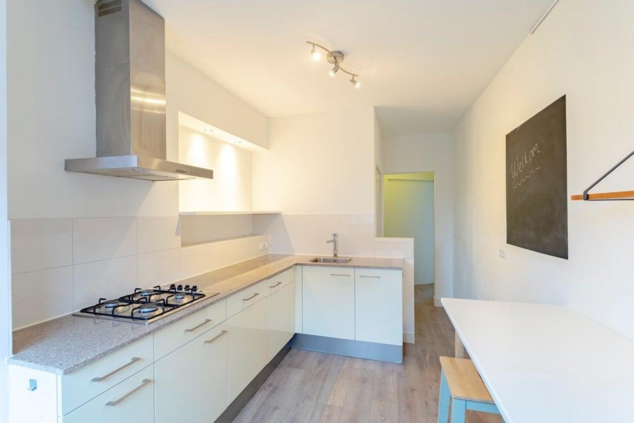 Bright Apartment in the Heart of Haarlem - Image 14